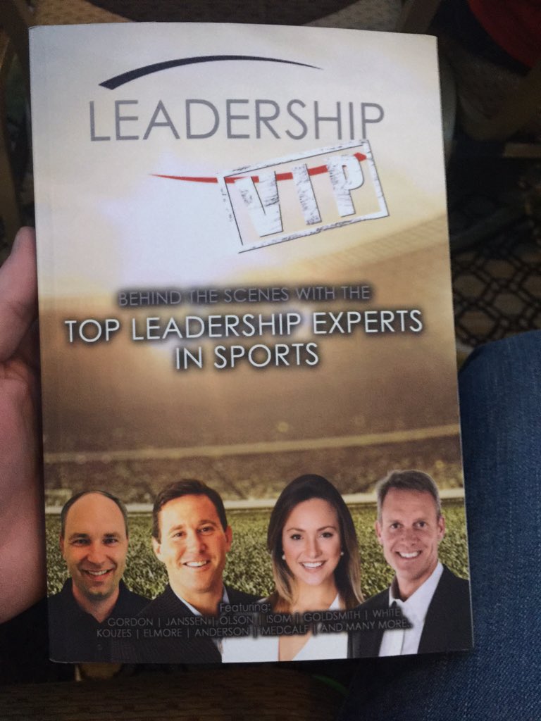 NelsonGord's tweet photo. Great running into @MattMorse_17 at @ABCA1945 - pumped to dig in to #LeadershipVIP when I get home this week! https://t.co/ngimpQdMM7