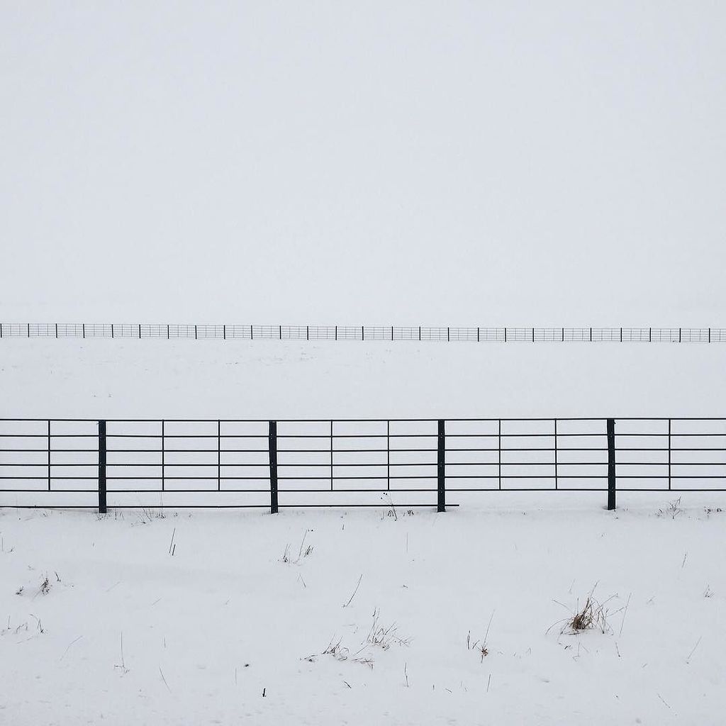 bpowersphoto's tweet photo. New day, new #countryroad. #winterwonderland #Iowa #dmronassignment https://t.co/4rFVKglkdv