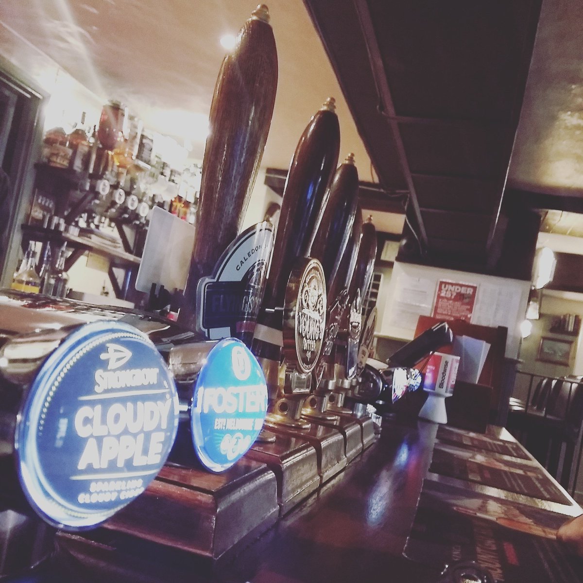 Choose from a wide range of local ales at the Anchor Inn, #Cowes #isleofwight #iow #tourism #placestogo