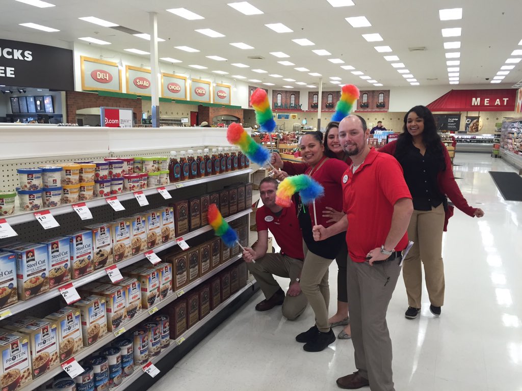 Food for days! <a href="/ScColen/">Patricia SC</a> <a href="/djagatx/">Dhruv Jagtiani</a> <a href="/Swolford22/">SBliss</a> <a href="/Maddiattarget/">Madison</a> <a href="/CraigF333/">Craig</a>