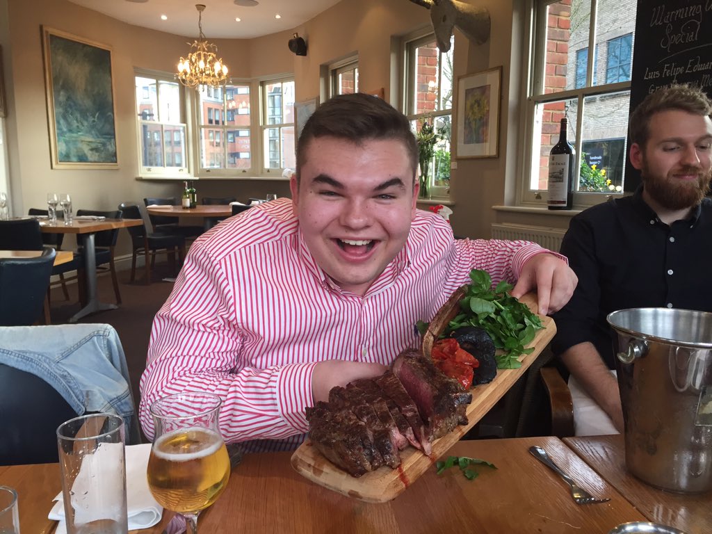 ConorRocSearch's tweet photo. Great bunch for our first lunchie of the year.. Best steak in Reading @RocSearch @MikeN_Roc @jodiegale_ROC https://t.co/gpTJjRtOIF