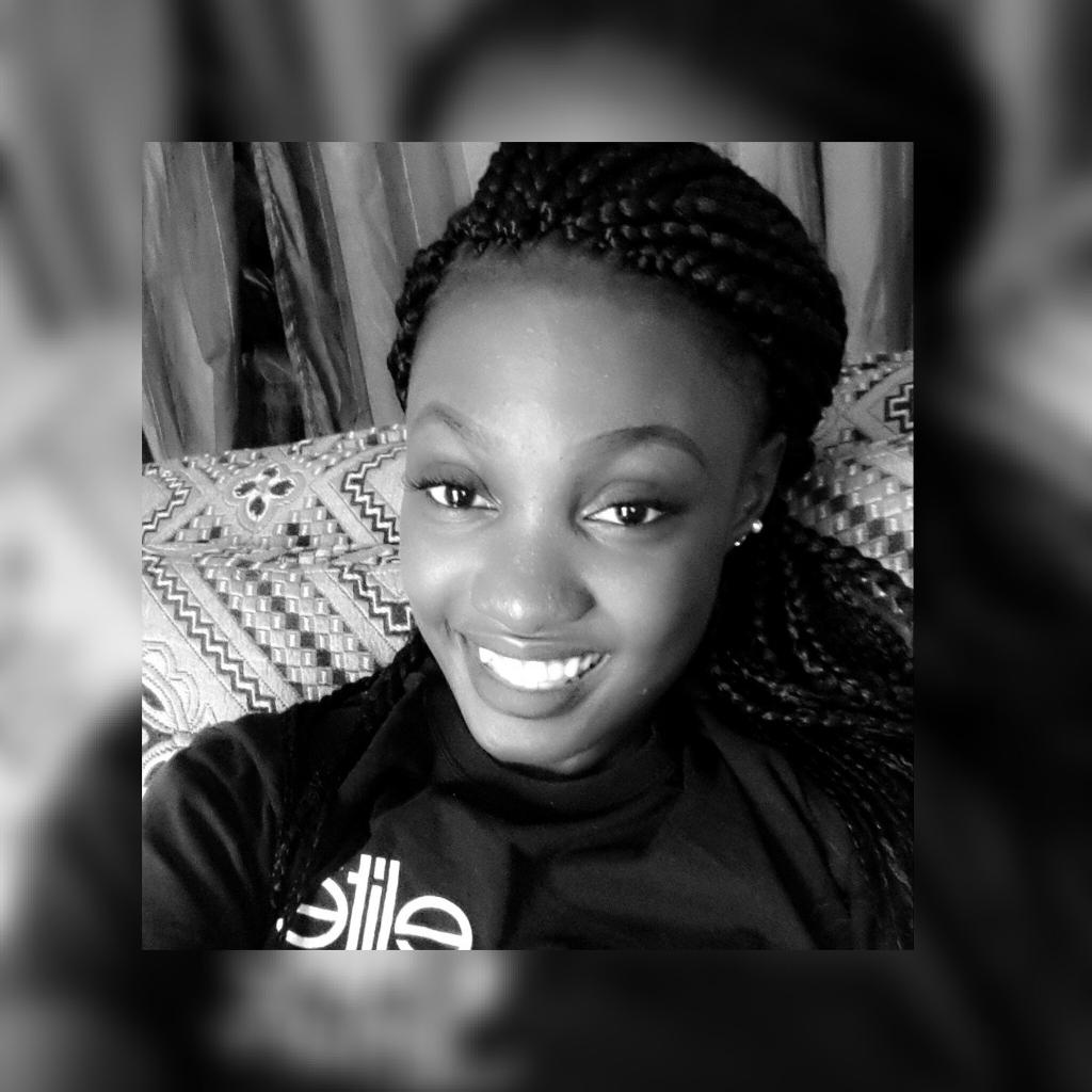 AliceCherif's tweet photo. Je suis de retour https://t.co/rToAhQ0BvF
