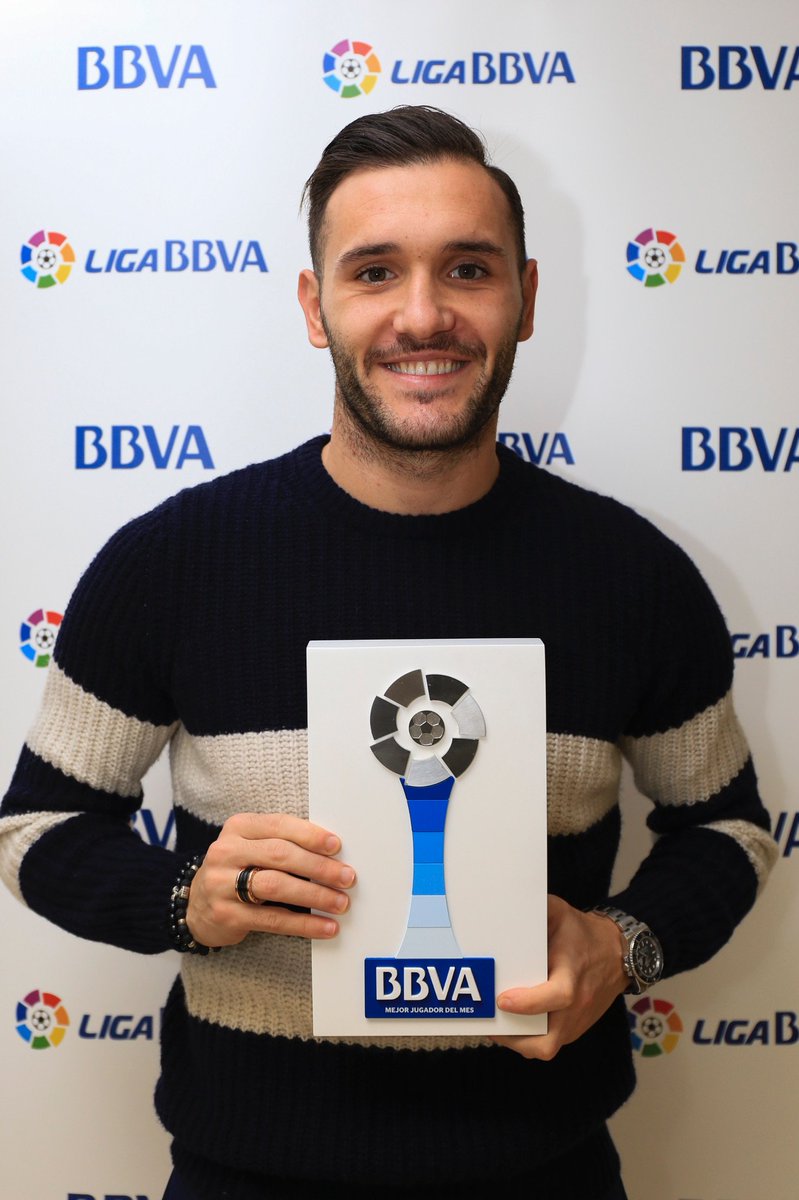 RCDeportivo's tweet photo. Lucas Pérez (@LP10oficial), elegido por @LaLiga mejor jugador de la @LigaBBVA de diciembre 👏🏻👏🏻👏🏻#DaleNENO 👌🏻 https://t.co/tV8sKYWtUR