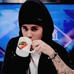 zey_biebs's tweet photo. Rt #TurkeyWantsPurposeTour @camonaghanx https://t.co/bG7HfSwxsp