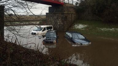 STVNews's tweet image. 5pm Update: Police - Everyone in flood hit areas accounted for. No serious injuries. 
news.stv.tv/north/1338318-…