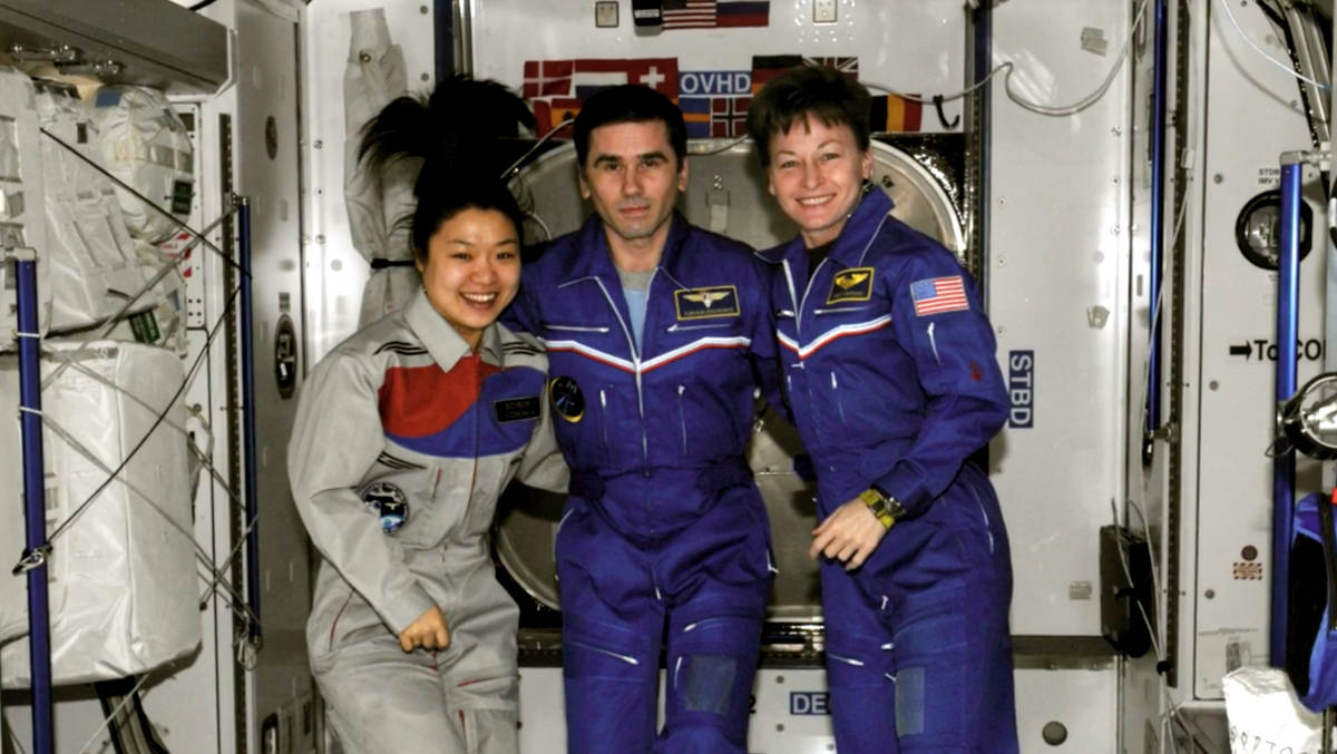 ScienceChannel's tweet photo. South Korea's first astronaut, Soyeon Yi, recounts her historic flight. @MsCoolAstro https://t.co/gLKveq1UHG https://t.co/ornvxQy9uf