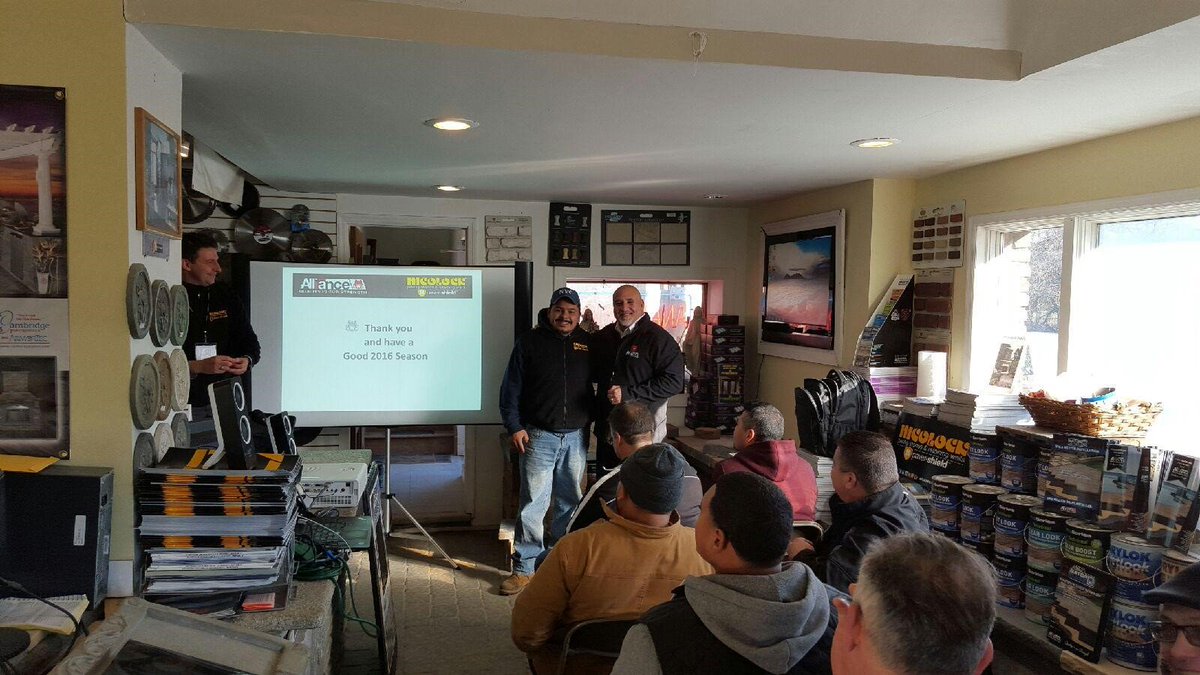 AllianceGator's tweet photo. Saturnino won the Gator Gear Raffle at this week's NICE Workshop in NY! @NicolockPaving @AllianceGator https://t.co/QDcte2QiPA