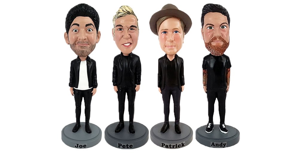 rocksound's tweet photo. Fall Out Boy bobbleheads are a thing. https://t.co/WzL4ru5AYh https://t.co/aQGO5IjCSu