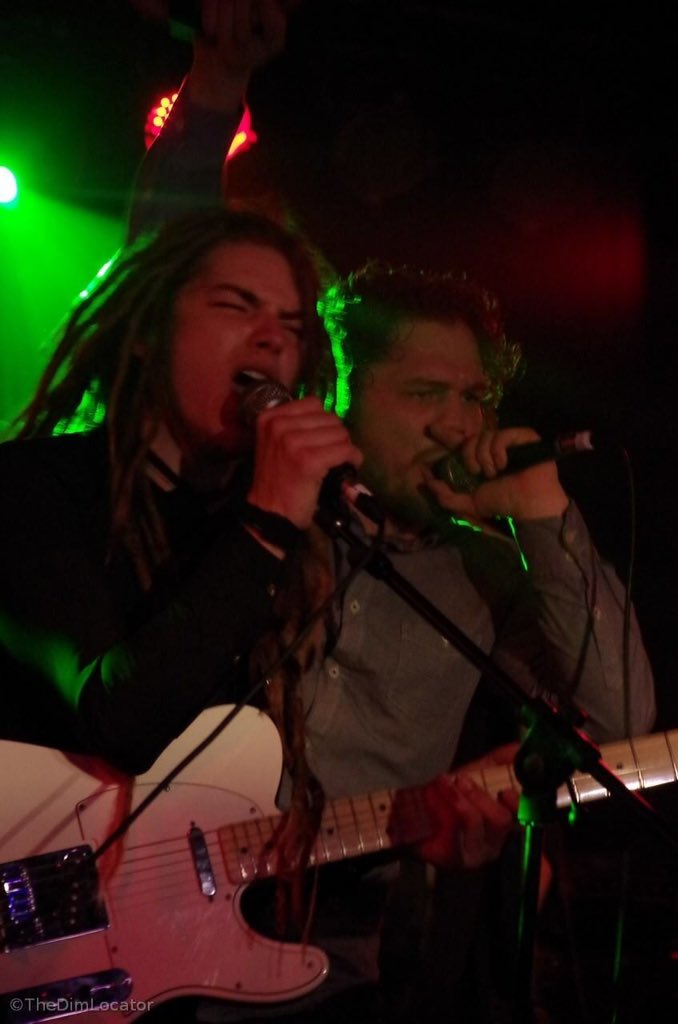markyonly's tweet photo. Working the crowd NYE with @DreadManJack @slim_pickingsuk #reggaemusic #music #FridayFeeling #rapper #showmenship https://t.co/LUxoqiYA3M