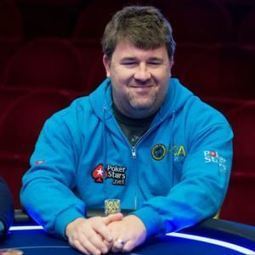 The Las Vegas Moneymakers will be managed by...Chris Moneymaker. Duh. #poker sco.lt/5PX6C9