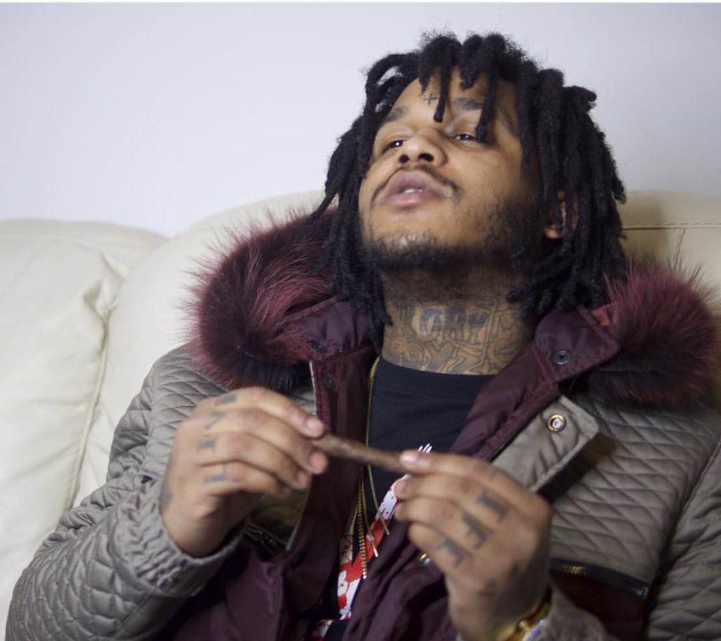 HodgyWann's tweet photo. When you wanna smoke and fuck and she says her period came on right as you start rollin the blunt https://t.co/OYG0cfSPdZ