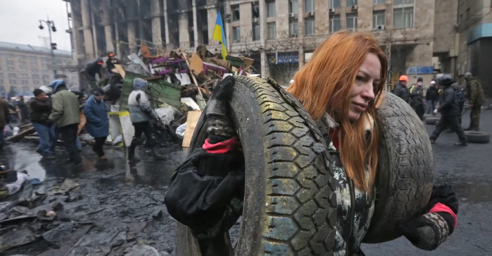 ukie_hr's tweet photo. #Ukraine is a story about brave #people! #revolution https://t.co/nTNVnhEP2P https://t.co/8daHQCJJY6
