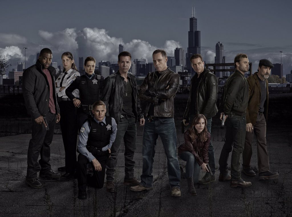 lomlhalstead's tweet photo. Blessed with this amazing cast! #ChicagoPDDay #2YearsOfCPD
Mouse may be a newer character but I love him! https://t.co/2ZIR3udWzD