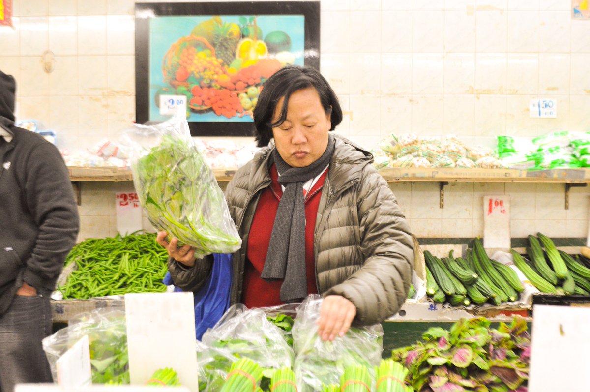 Go Down to Chinatown on a Shopping Tour with Chef <a href="/AnitaLoNYC/">Anita Lo</a>  buff.ly/1mLiTWI