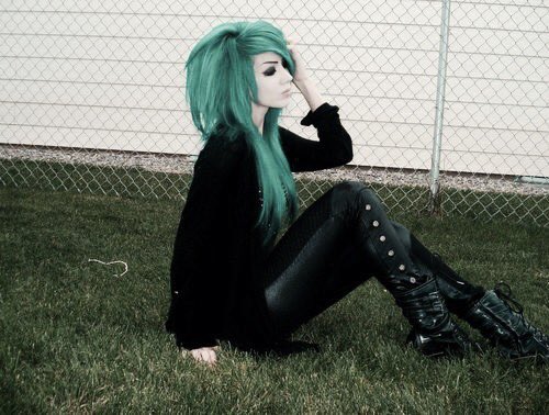 — New Sonic account. 
— Sonia and Jet's kid. 
— Not new to Fandom/RP
— Literate and Stuff. 
— Ships based on Chem
RT