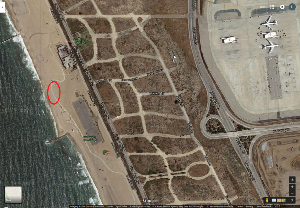 lacdbh's tweet photo. Bike Path CLOSED @ Dockweiler Beach due to 140' section washed out, near 8600-8255 Vista del Mar (near World Way). https://t.co/EqjOKYZzKp