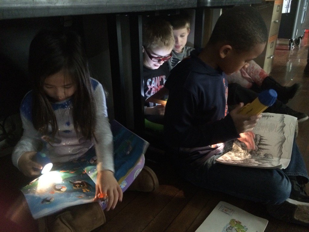 Flashlight Friday in full effect! #tatemtigerpride