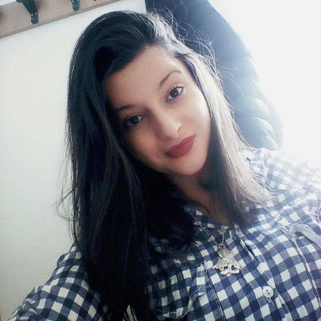 RLecini's tweet image. Io volevo salvarti portarti via con me. E ora cerco chi possa salvarmi, portarmi via da te!