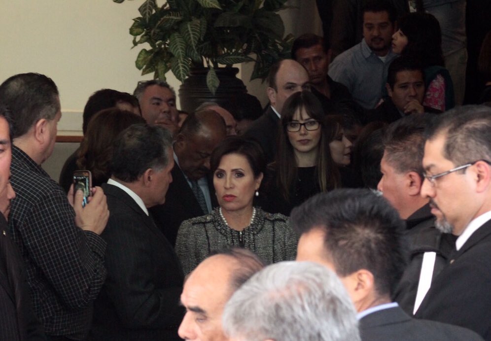 Hace guardia de honor EPN en funeral de Gamboa Pascoe - CYOdty_UEAAUvf5