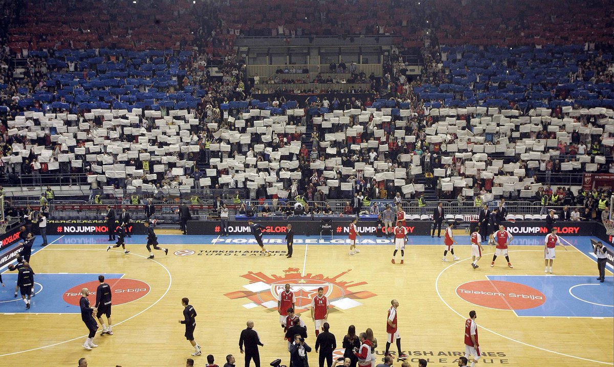 delije_net's tweet photo. Кошарка | Евролига: Звезда - Фенербахче 65:88, 08.01.2016. #kkcz #CZTFNB https://t.co/KplD6MZJlR