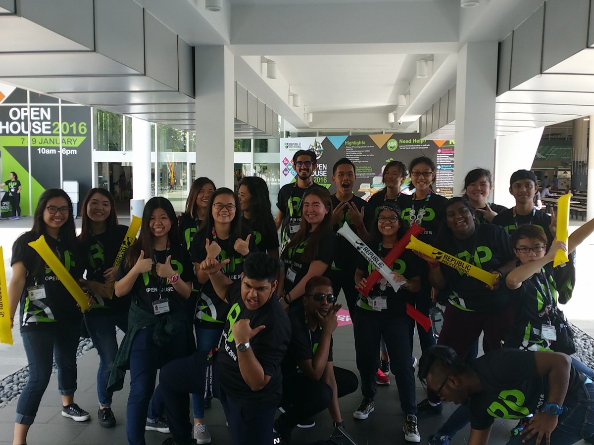 republicpolysc's tweet photo. Our cheer team is ready for you. Are you? #RPOH2016 #discoverRP https://t.co/qMbOClJP2x