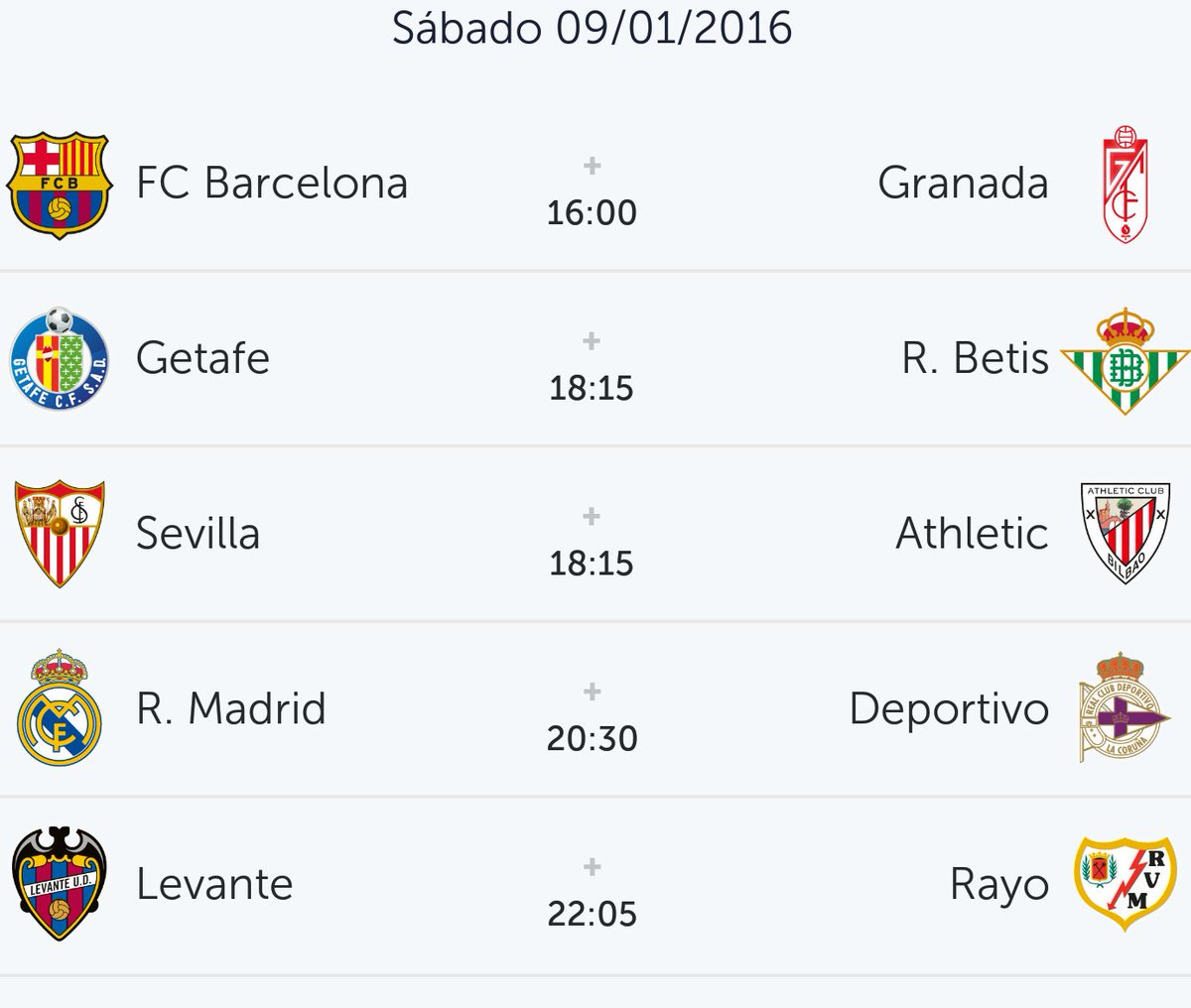 Jornada de fútbol en buda cafe ....durante el partido pide tus 2 copas por 5 euros o tercio de mahou 1 euro.