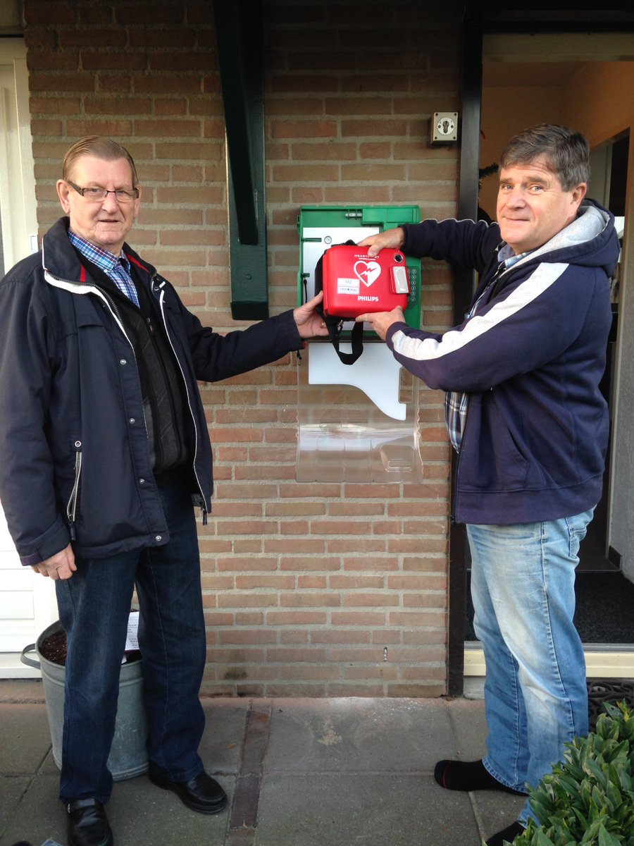 HelvoirtNet's tweet photo. AED op een nieuwe locatie.
https://t.co/IcIr2Hco5q https://t.co/DXJIJyavev