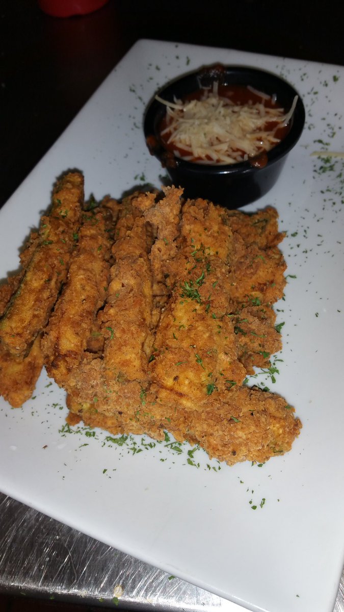 551westcafe's tweet photo. Our new hand breaded fried Zucchini https://t.co/KbCisqCNjc