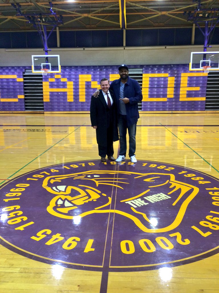BillMoen's tweet image. Stopped out to hang w/ our Assemblyman-Elect &amp;amp; #CamdenHS Assistant Coach Arthur Barclay at #TheHigh tonight.