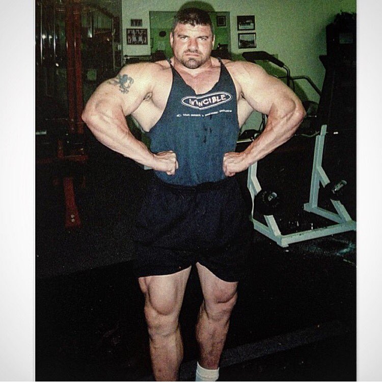 BigJ_ExtFitness's tweet photo. #flashbackflexfriday 275-280lbs. Don't THINK you can, KNOW you can!! https://t.co/xAp8WnZf0f