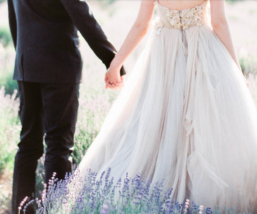 stylemepretty's tweet image. Lavender fields wedding inspiration: stylemepretty.com/2015/07/21/dre… Photo: Sally Pinera