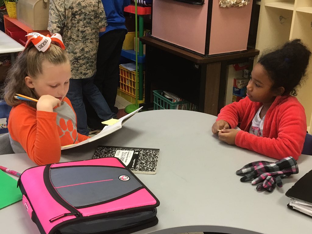 kapsmith75's tweet photo. What other details can be added? #peerquestioning #writing #4thgrade @lafrancelions https://t.co/4a5amIQ3cb