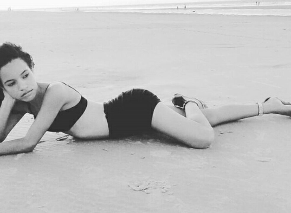 modelonanda's tweet image. Sensualidade. Tudo o que ótima modelo pode também oferecer.