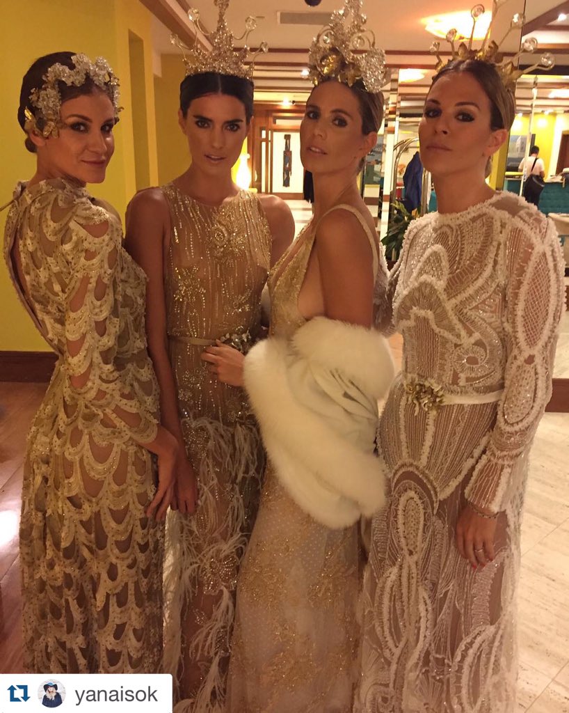 RoVivasok's tweet photo. #JavierSaiachFashionShow @saiach @yani_screpante @PeraltaPau #PriPrete Styling @NicoPescefreijo https://t.co/3GNJ9Rdd1d