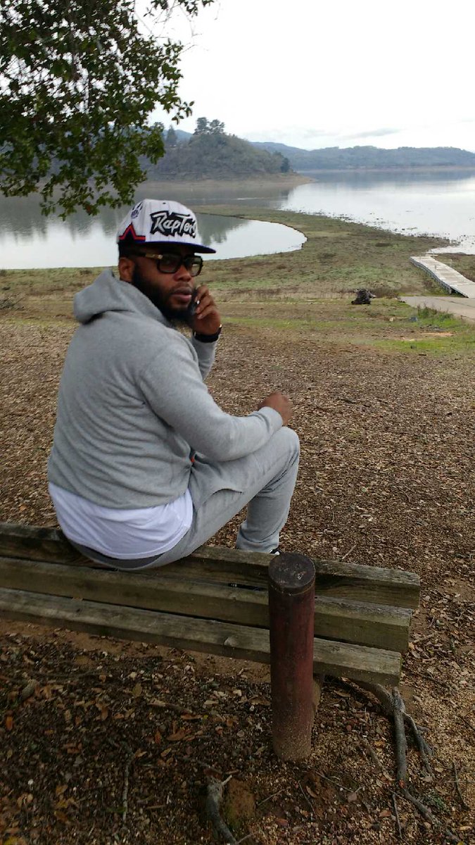 bigfacebreez's tweet photo. My point of view exactly go away to make a come back #NorthCali https://t.co/FpeQphFrib
