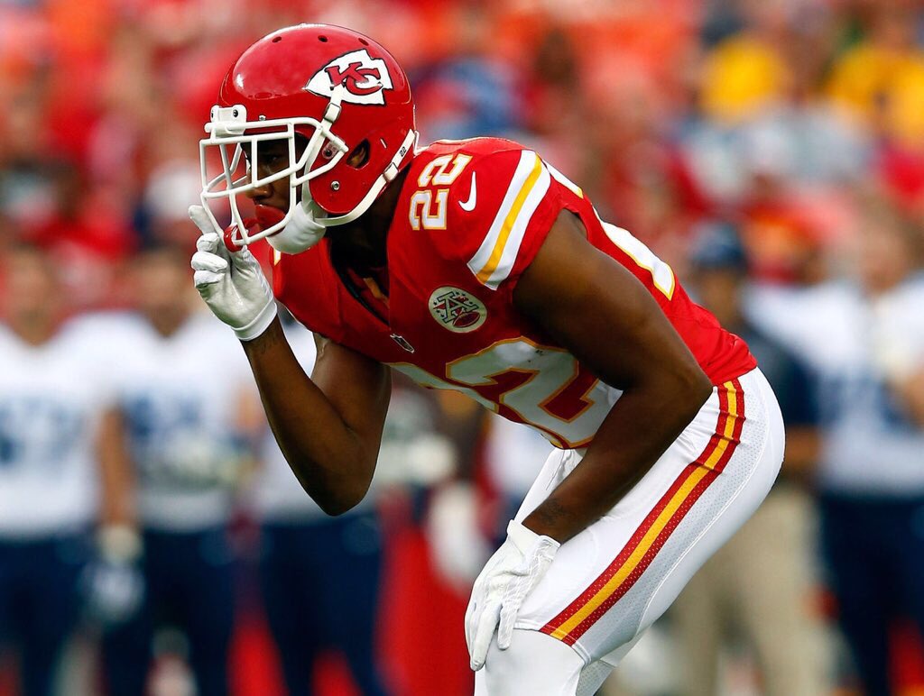 SportBrackets00's tweet photo. -NFL Defensive ROY-
Championship 

RT - Marcus Peters

Fav - Ronald Darby https://t.co/pf0Xe3LN1J