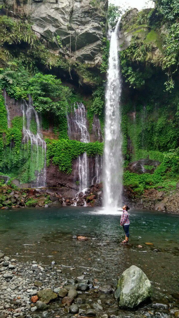 RT <a href="/KekeArnesia/">keke arnesia</a>: seneng bisa kesini, nyobain dinginnya :)