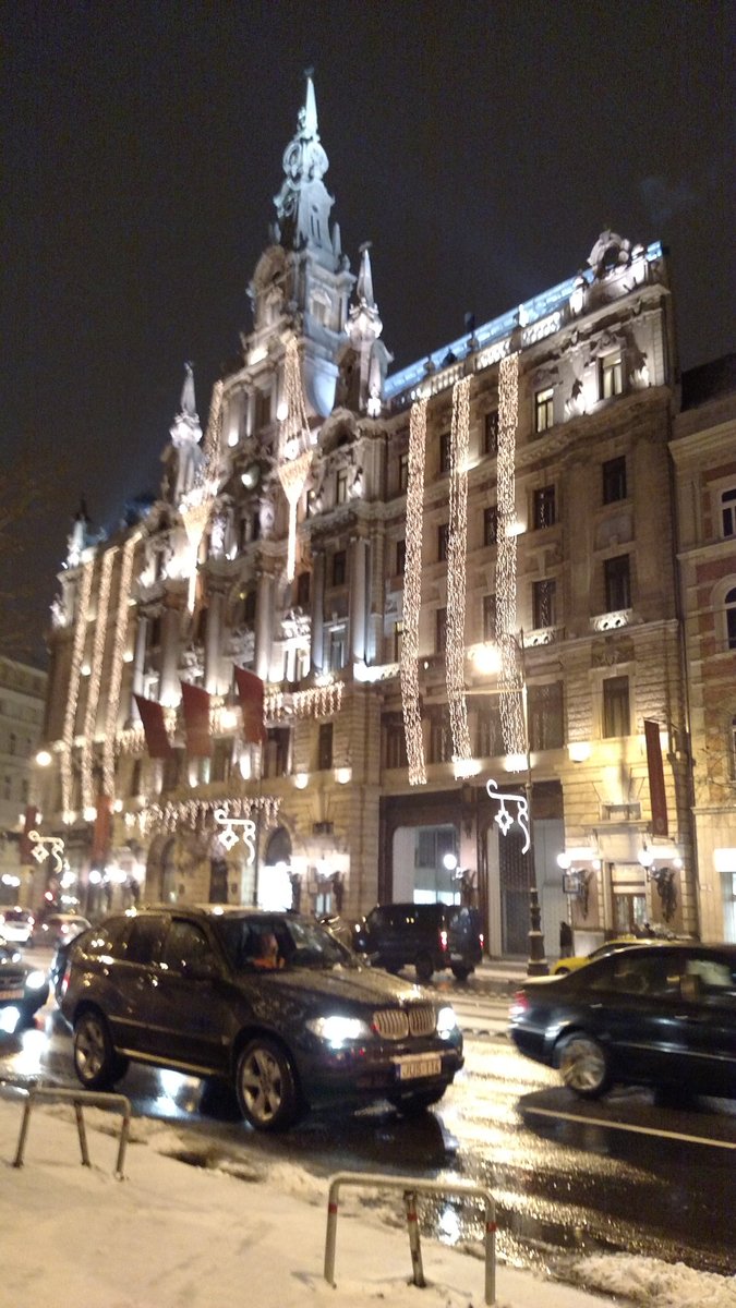 jcool0754's tweet photo. #Budapest #LEAD34 #Hungary https://t.co/nSEkbOeKEQ