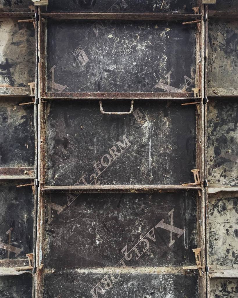 dougjaeger's tweet image. #forms creating #fuction #concrete #cement #bvrnhaus ift.tt/1PjQe25