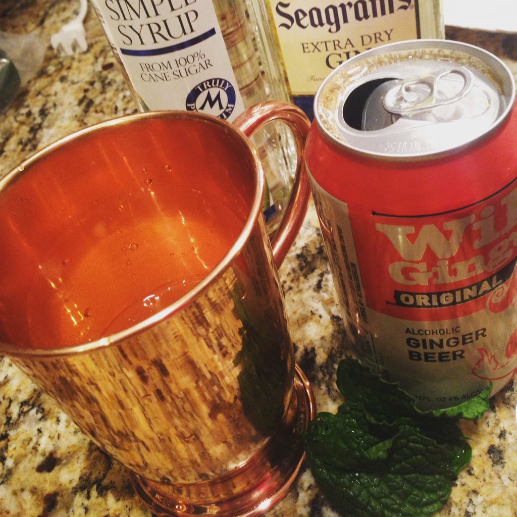 CortMatthews's tweet photo. @PfefferFeff my night right now #gingermule https://t.co/NLMBNZ4pi1