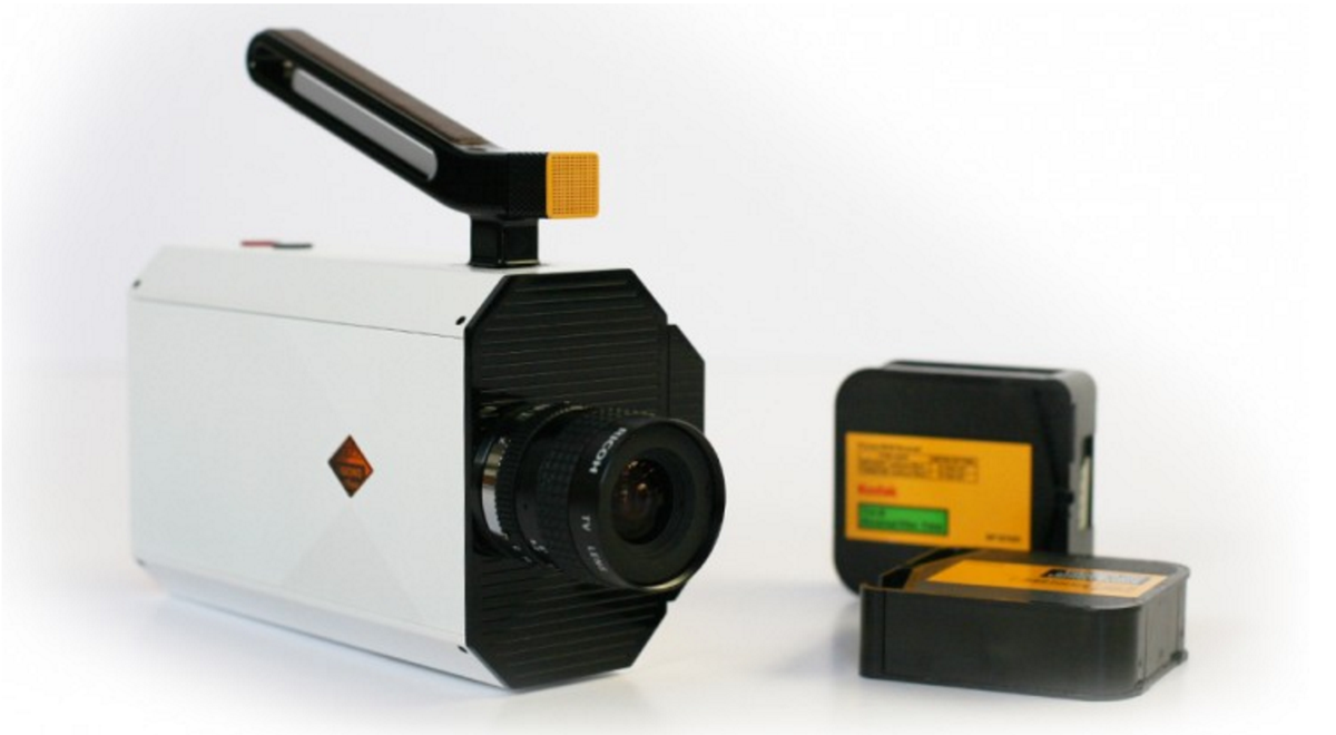 techwinecars's tweet photo. Kodak's new 8mm Film Camera Concept joins Sony, Panasonic and Polaroid in the tech comeback revolution. #FilmIsBack https://t.co/bYuQMhRT5y