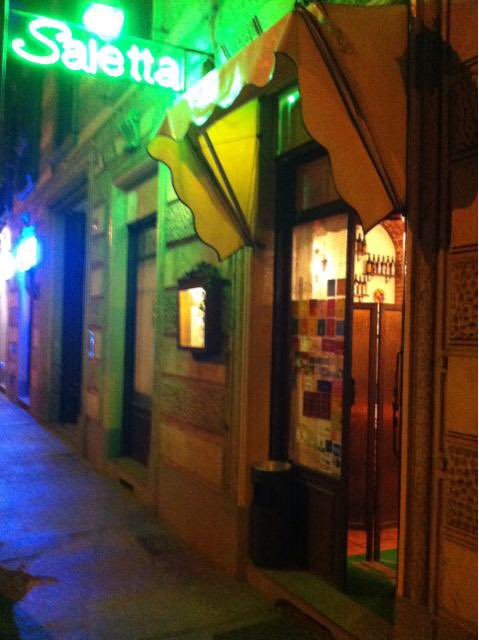 stefanianeirots's tweet photo. Via Belfiore 37 #torino #cucinapiemontese, ottimo, con cantina da urlo: Trattoria I Saletta. Da provare! #food #eat https://t.co/k9UJL2zGZm