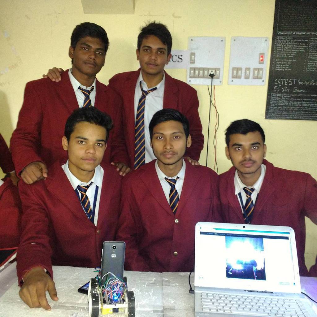 Otherbots's tweet photo. Bluebot performed well in our school's science exhibition!!!..... #arduinoindia #arduinonano #electronics #hobby #… https://t.co/p1jz9WiKGp