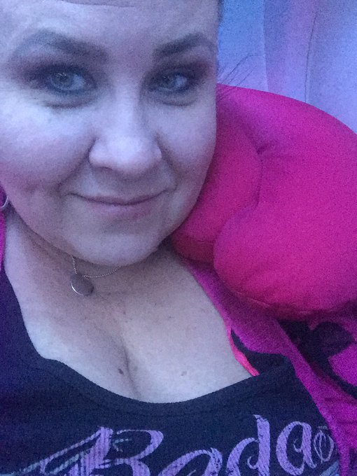 Finally on board!! @plumperpass here i come!! better late then never! #GonnaMakeSomePorn #MILFlife https://t