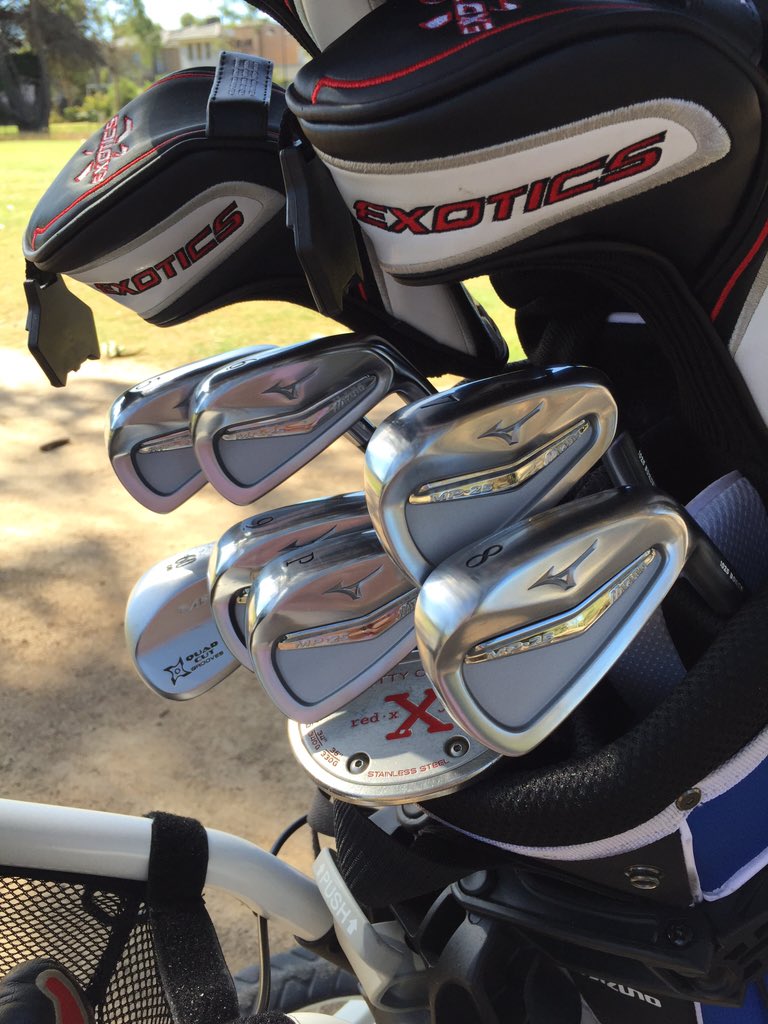 simon barker tweet media