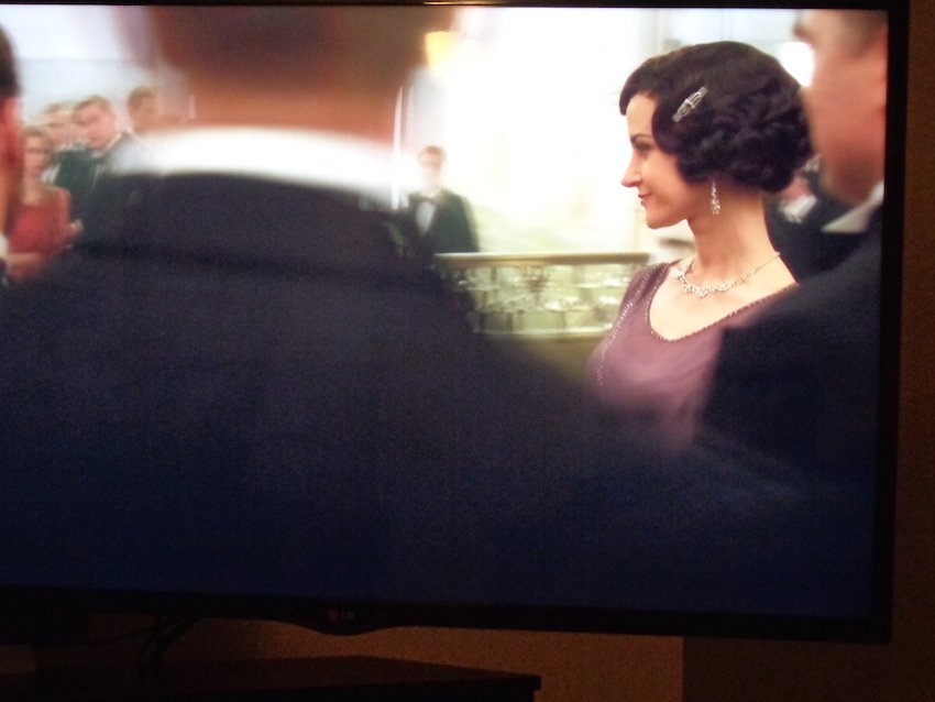 StoneBridgeHair's tweet photo. #IsItStoneBridge I felt #MrSelfridge was light on the hair clip front. You can still post for a chance to win! https://t.co/kidCyWeBm6