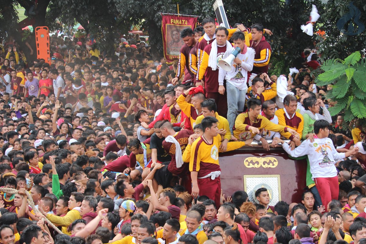 abtheflame's tweet photo. PHOTOS: Traslacion 2016 
https://t.co/JKZYi3QTKh
#Nazareno2016 https://t.co/exxHuvFuDW