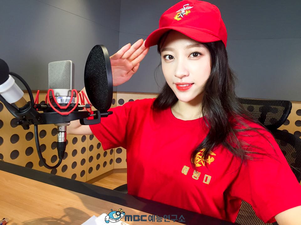 MBC_entertain's tweet photo. 필승! EXID 하니 진사 내레이션 명 받았습니다!

160110 저녁 6시 20분 일밤 #진짜사나이2 해병대편 본방사수! https://t.co/FwOxFiORVf