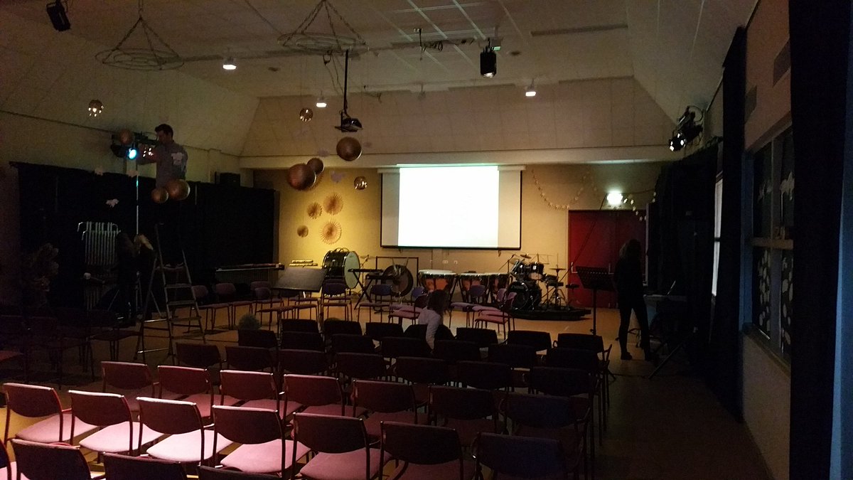 De laatste voorbereidingen... en dan klaar voor Accelerando's Happy New Year concerten!