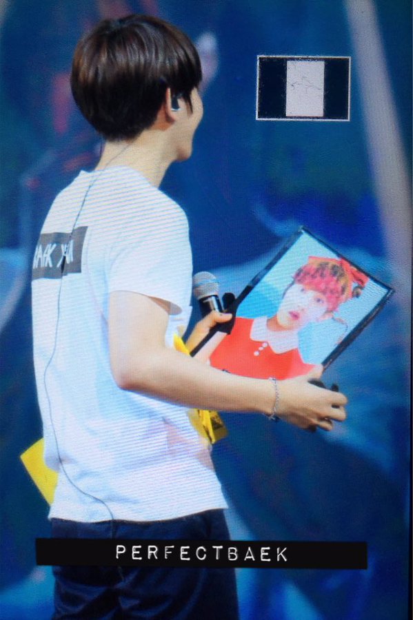 knockknock0408's tweet photo. [PREVIEW] 160109 BAEKHYUN cr.완백 https://t.co/sorep74Pws